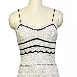 Olive & Oak Women's Black and Cream Knit Camisole